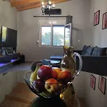 M&m House