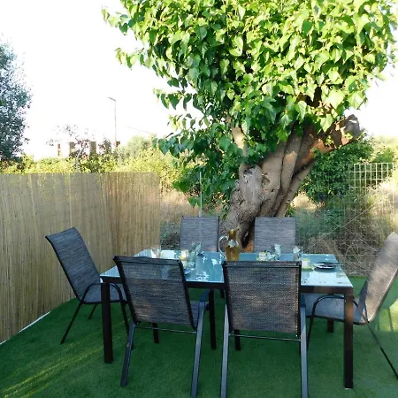 M&m House Дом отдыха Ханья